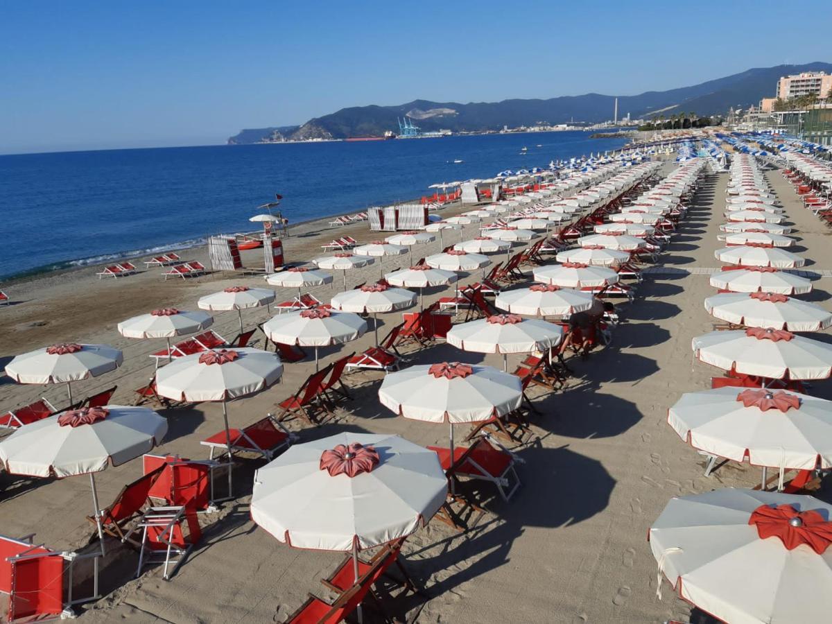 Apartamento La casa del mare Savona Exterior foto